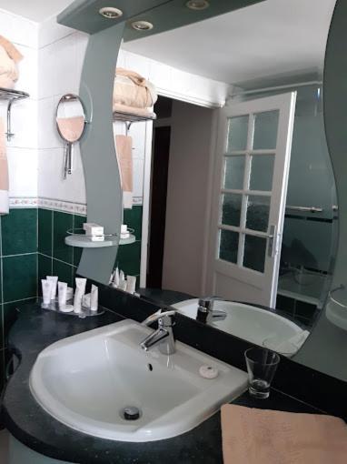 Hotel El Djazair El Mouradia 외부 사진